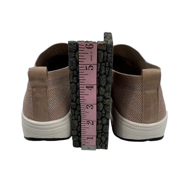 DONNA Mauve Comfort Wedge Slip On Sneakers Size 40 Women's - Picture 8 of 9